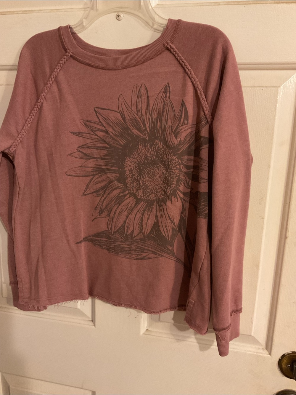 Sunflower Graphic Pullover Sweatshirt - Dusty Rose Sz. S. Distressed 44x22